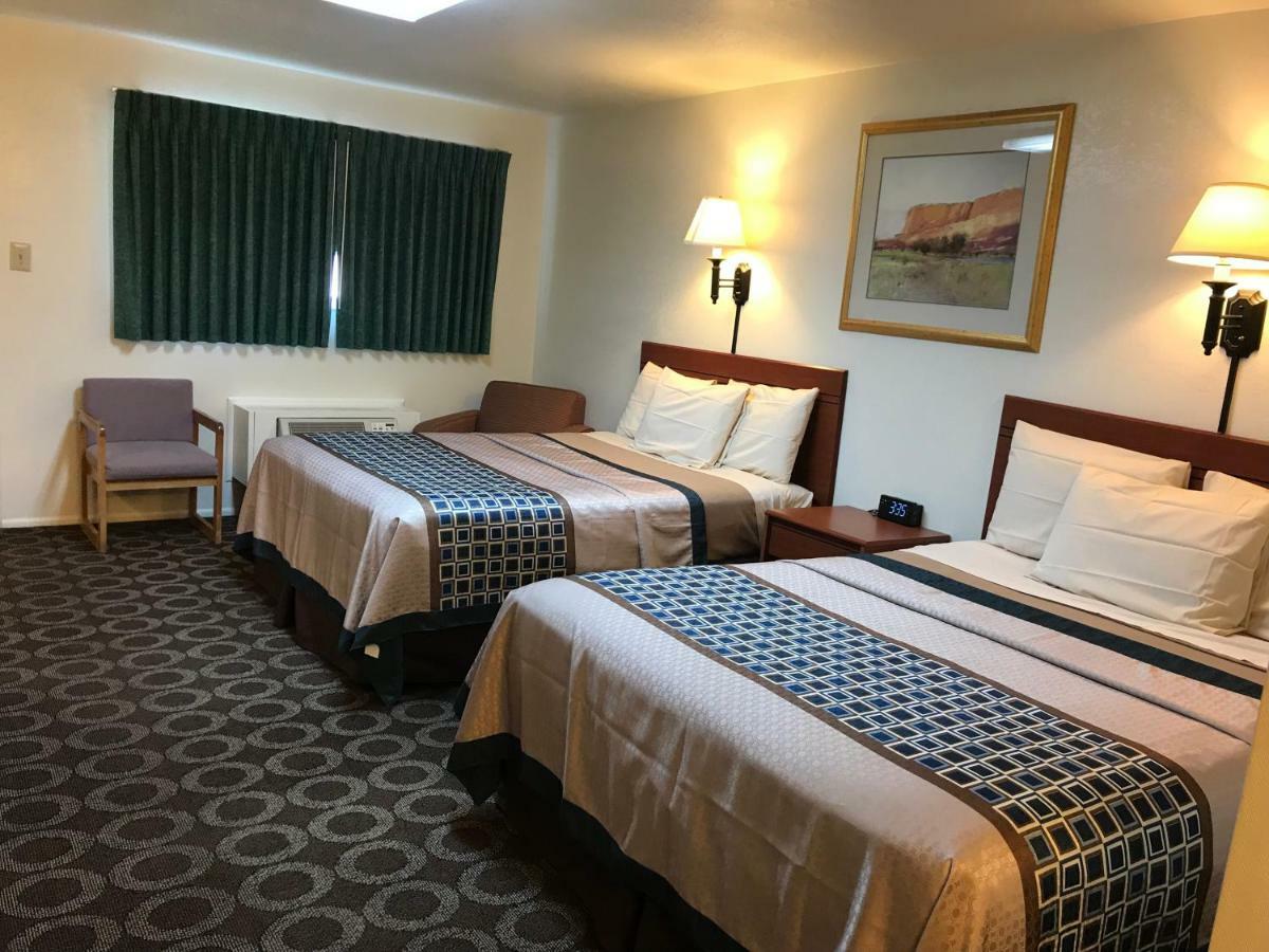 Canyonlands Motor Inn Monticello Exterior photo