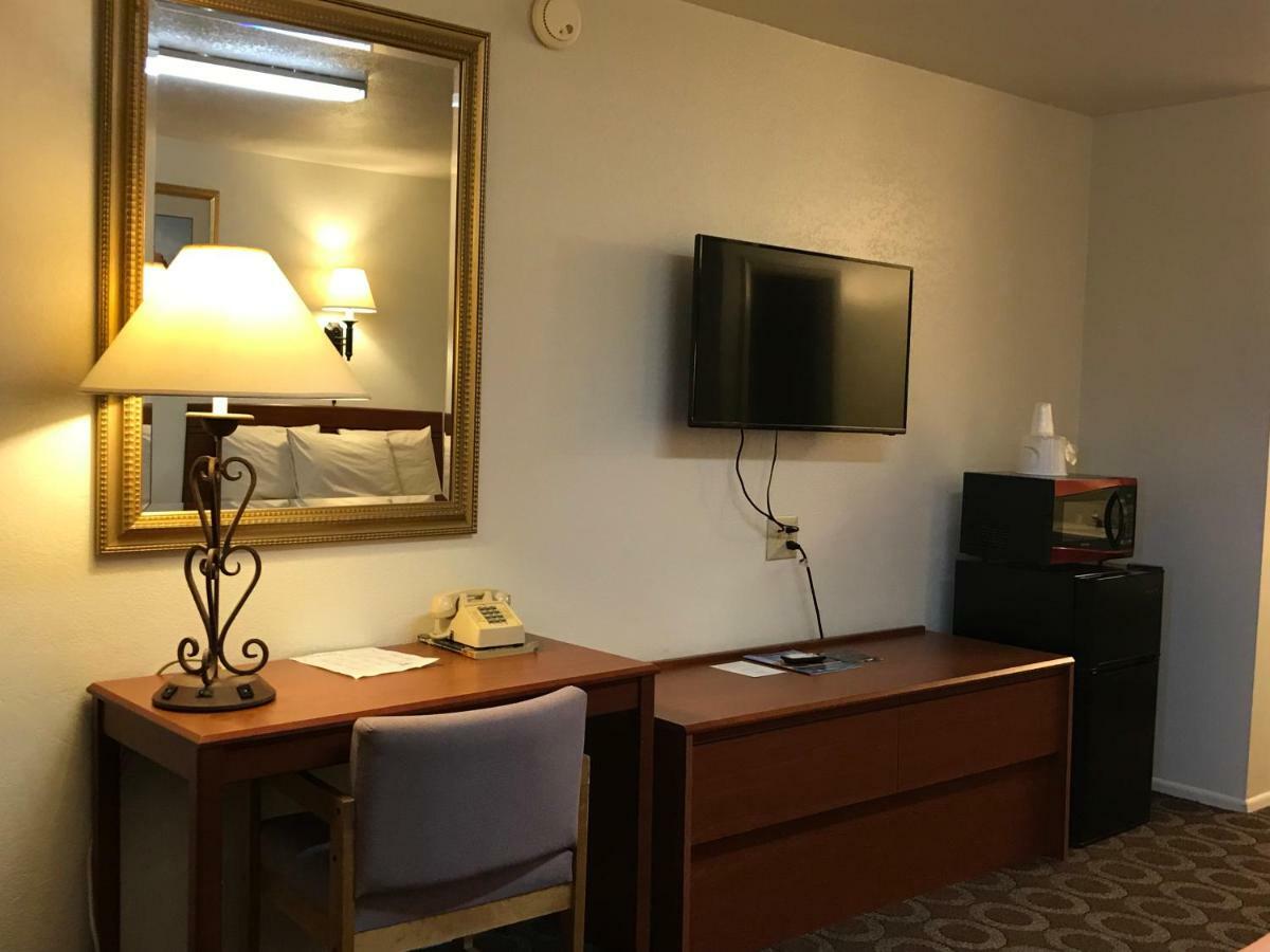 Canyonlands Motor Inn Monticello Exterior photo
